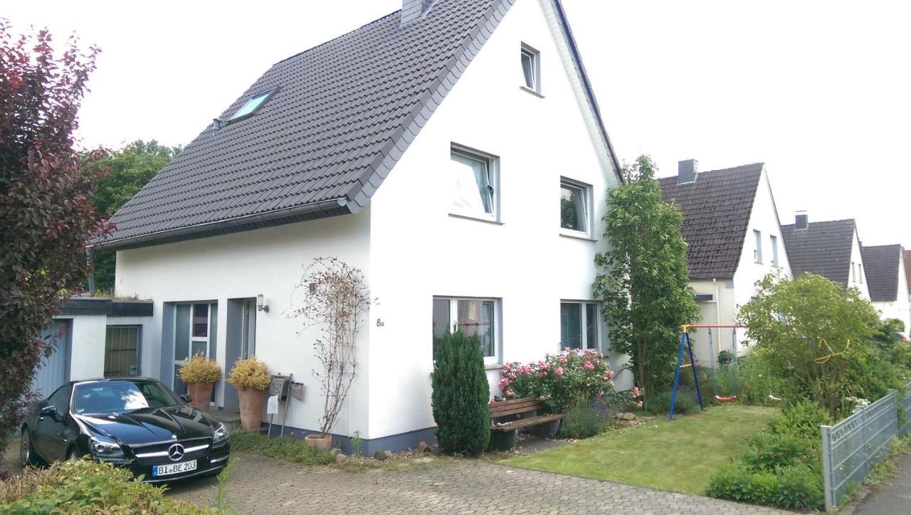 Geraeumiges Ferienhaus In Bad Salzuflen Mit Einfacher Ausstattung, Fuer Geschaeftsreisende, Gruppen Oder Familien Geeignet, 4 Schlafzimmer Kültér fotó