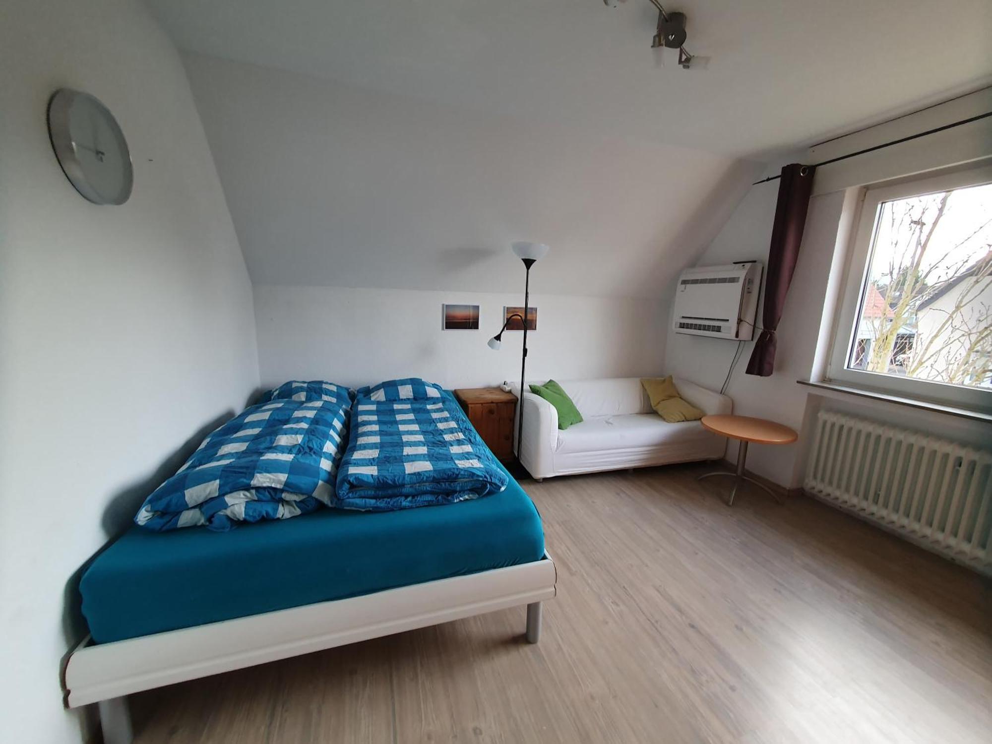 Geraeumiges Ferienhaus In Bad Salzuflen Mit Einfacher Ausstattung, Fuer Geschaeftsreisende, Gruppen Oder Familien Geeignet, 4 Schlafzimmer Kültér fotó